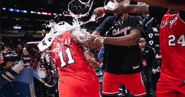 1648795132106076261.jpg LFImrUHX.jpg